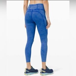 Lululemon Fast and Free High Rise Tight 25" Ice Dye Blue yoga pants leggings